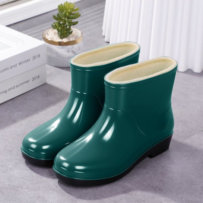 Fashionable Outdoor Short Rain Boots For Women, Waterproof And Non-Slip, Winter Fleece-Lined Rain Boots, Warm Kitchen Work Rain Boots For Women - Image 1